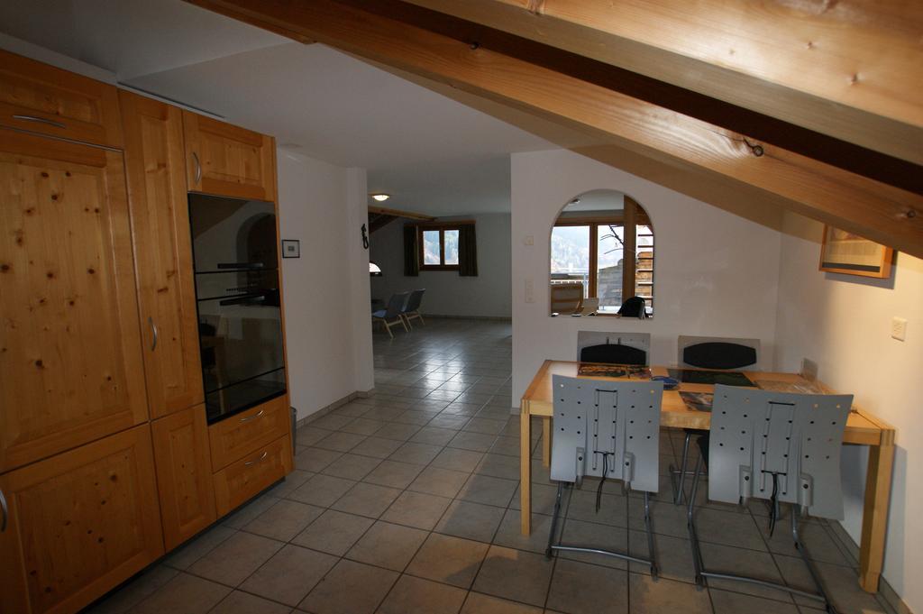Appartement Gotschnablick à Klosters-Serneus Chambre photo